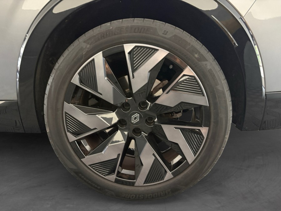 RENAULT d'occasion RAFALE 1.2 E-TECH 200 ESPRIT ALPINE de 2025 Chalon