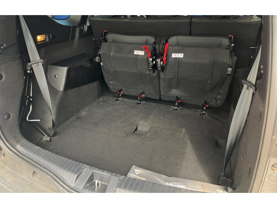 DACIA d'occasion JOGGER 1.0 TCE 110 de 2023 Reunion (97)﻿