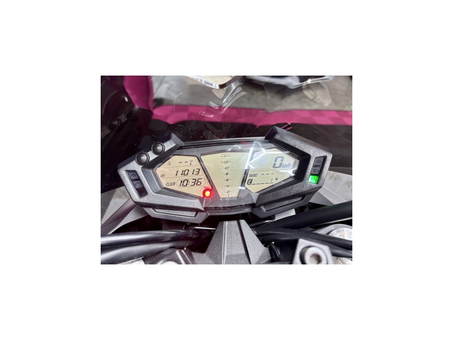 KAWASAKI d'occasion Z800 Z800 de 2013 Reims Tinqueux (51)﻿