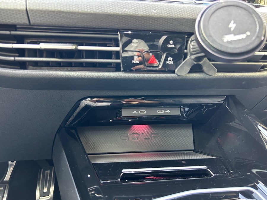 VOLKSWAGEN d'occasion GOLF 2.0 TSI 245 GTI DSG de 2024 Osny (95)﻿