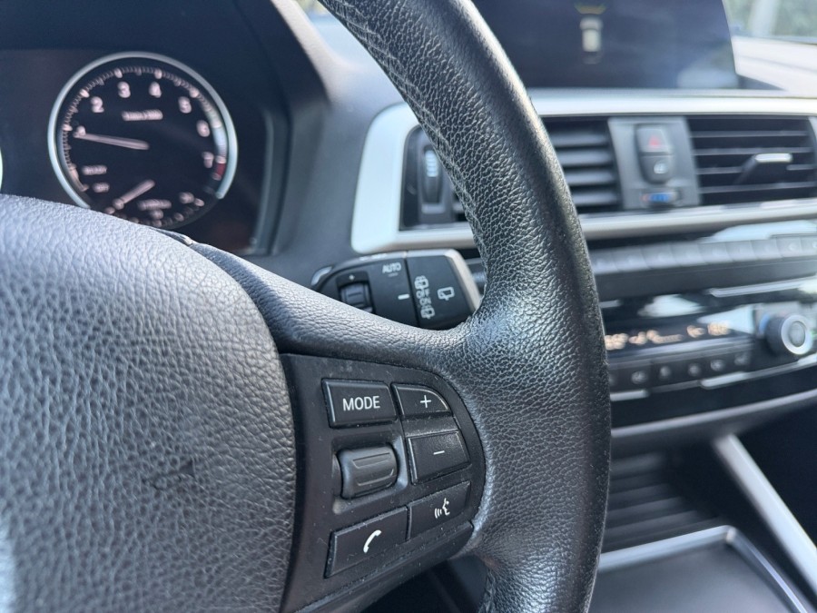 BMW d'occasion SERIE 1 118iA 136ch Lounge 5p Euro6d-T de 2018 Salon