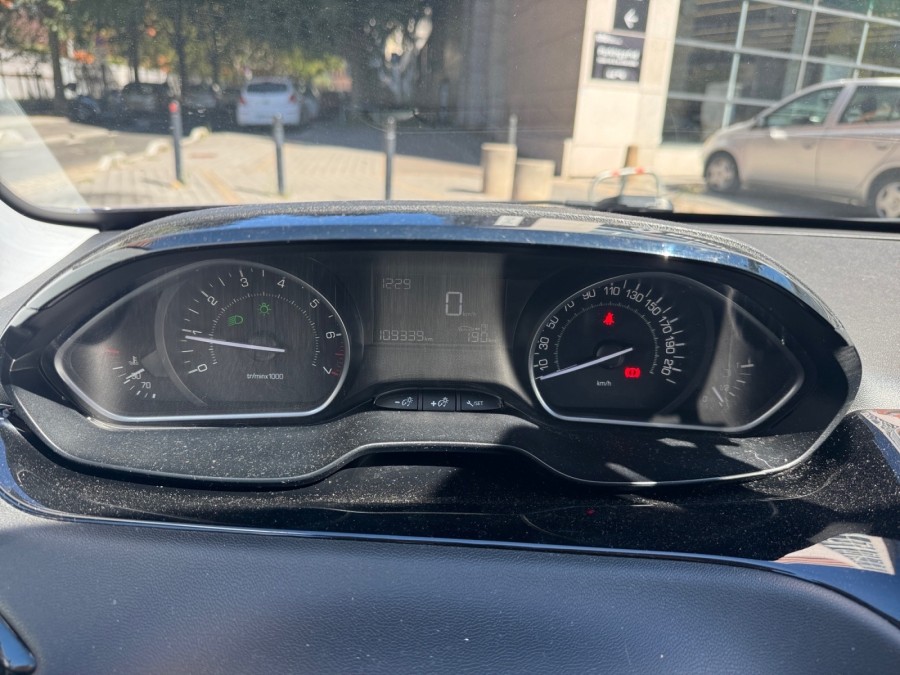 PEUGEOT d'occasion 208 1 VTI 68 PURETECH LIKE de 2016 Montreuil (93)﻿