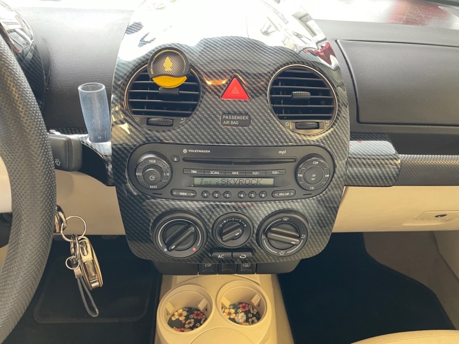 VOLKSWAGEN d'occasion NEW BEETLE 1.6 102ch Carat de 2007 La Flèche