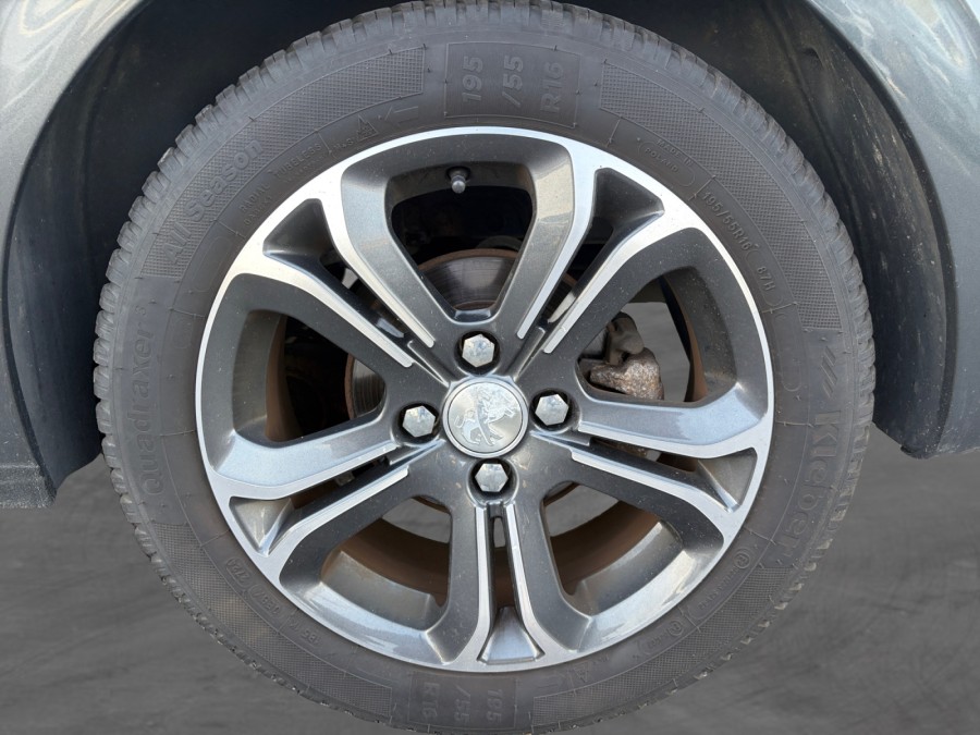 PEUGEOT d'occasion 208 1.6 VTI 120 ALLURE de 2015 Genevois (74)﻿