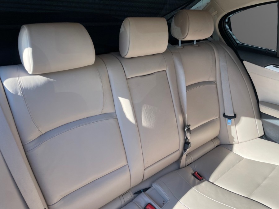 BMW d'occasion SERIE 5 550I LUXE BA de 2010 Genevois (74)﻿