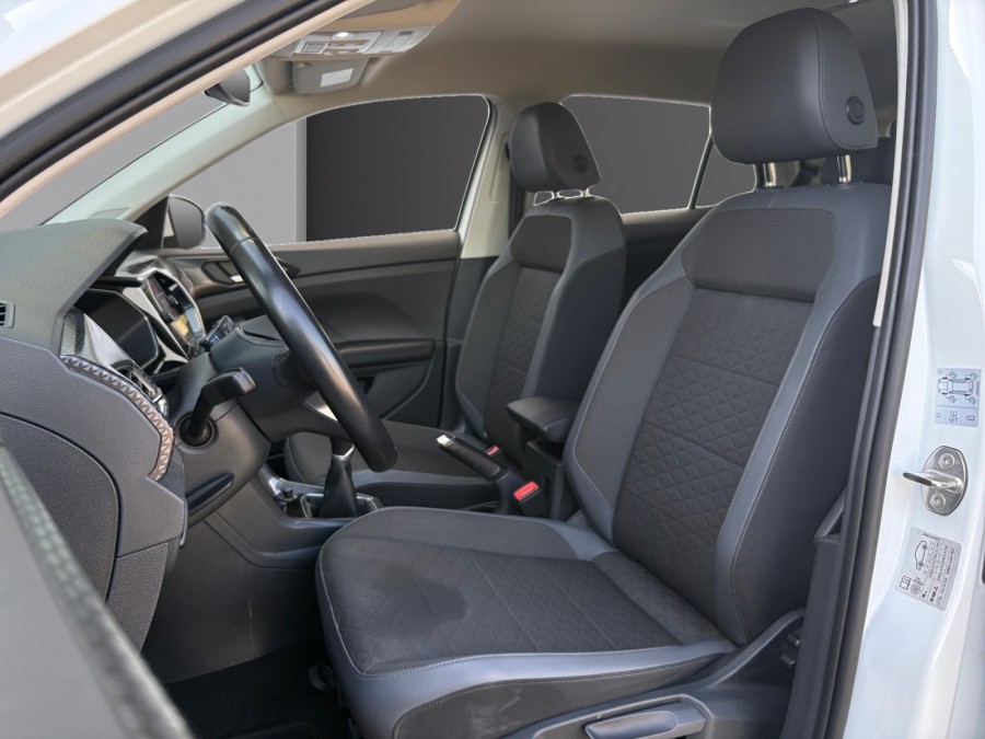 VOLKSWAGEN d'occasion T-CROSS 1 TSI 110 R LINE de 2022 Lyon St Priest