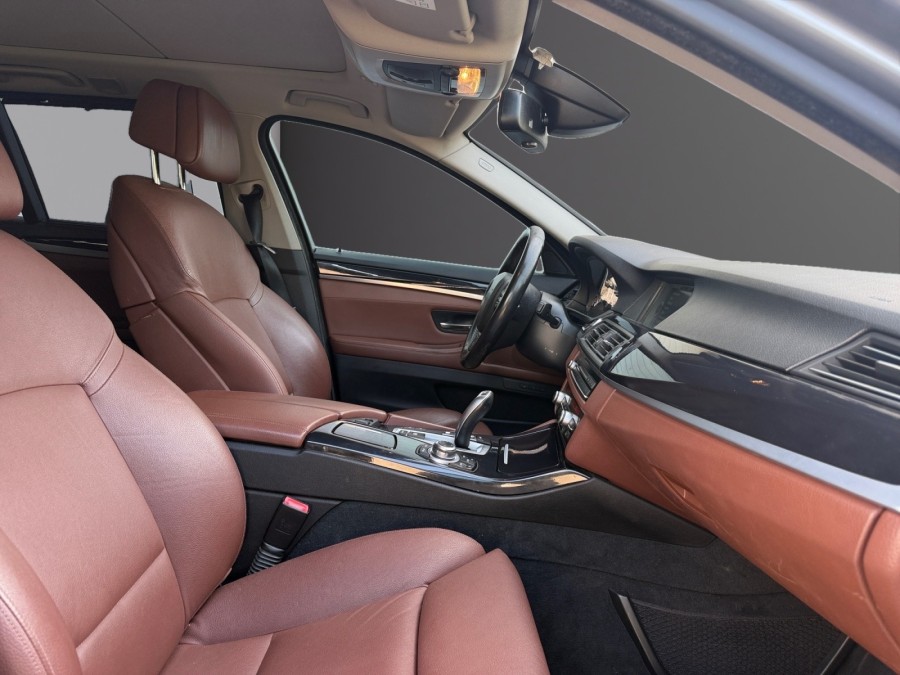 BMW d'occasion SERIE 5 530dA 258ch Excellis de 2012 Salon de Provence
