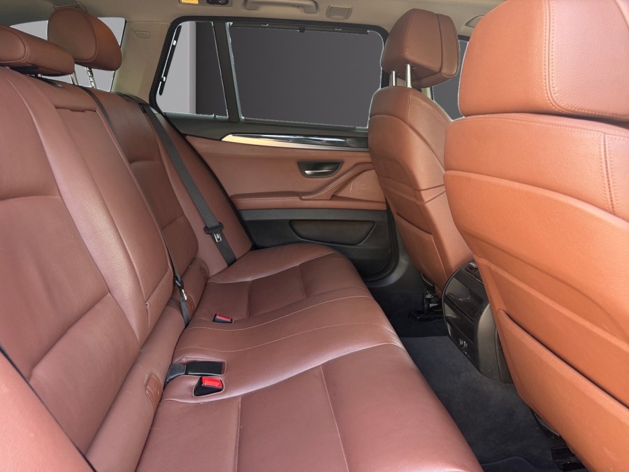 BMW d'occasion SERIE 5 530dA 258ch Excellis de 2012 Salon de Provence