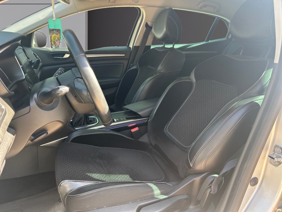 RENAULT d'occasion MEGANE TCE 130 LIMITED de 2017 Nord Isère (38)﻿