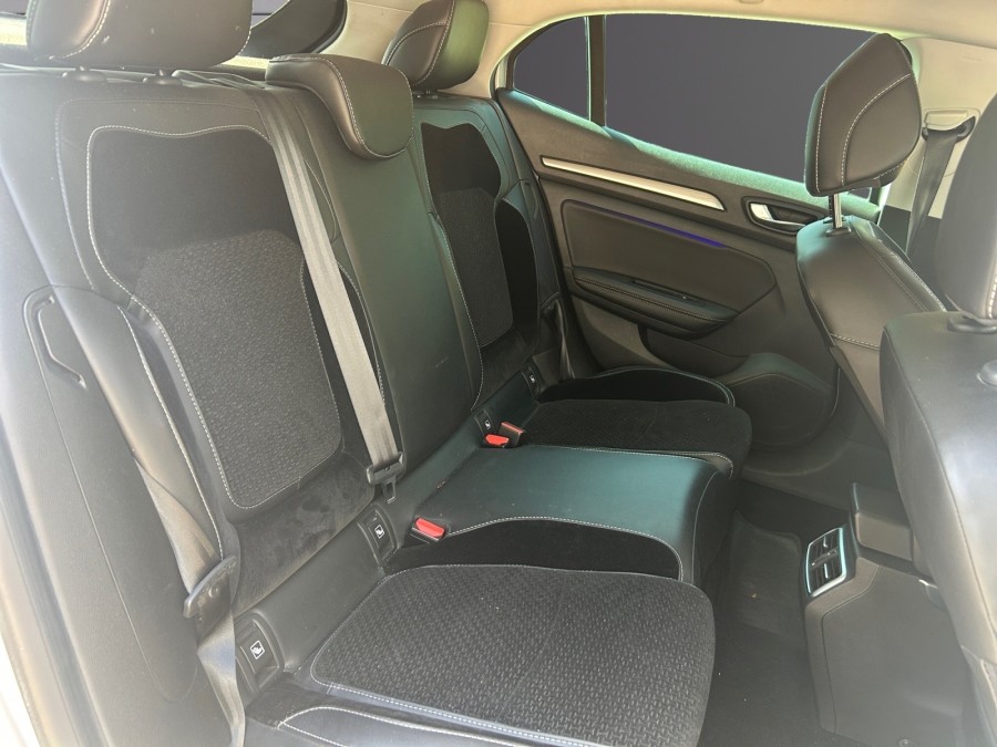 RENAULT d'occasion MEGANE TCE 130 LIMITED de 2017 Nord Isère (38)﻿