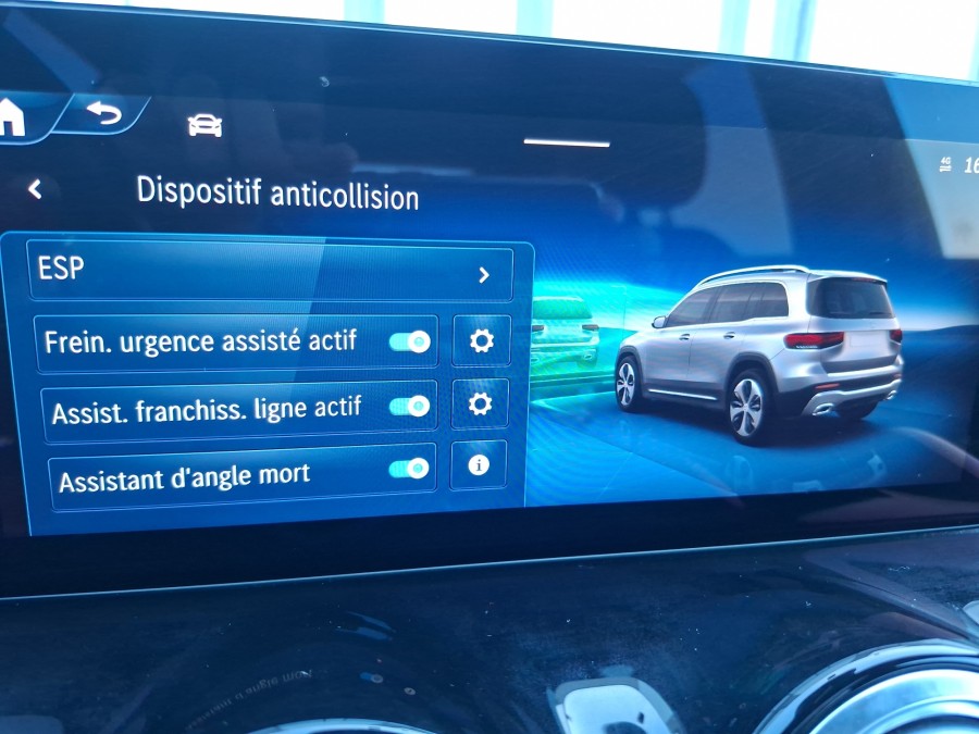 MERCEDES d'occasion GLB 220 D 4MATIC AMG LINE AUTO de 2024 Montreuil
