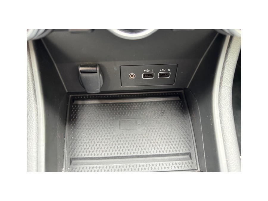 RENAULT d'occasion CAPTUR 1.6 E-TECH 145 ENGINEERED de 2024 Le Raincy