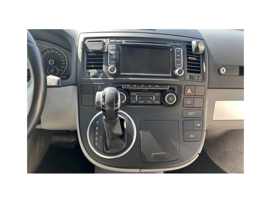 VOLKSWAGEN d'occasion TRANSPORTER CARAVELLE 2.0 BITDI 180 CONFORTLINE