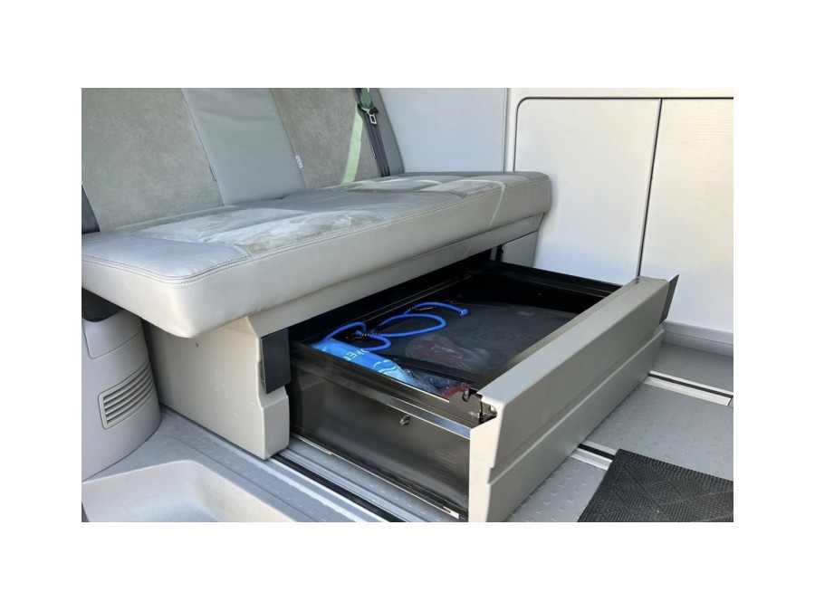 VOLKSWAGEN d'occasion TRANSPORTER CARAVELLE 2.0 BITDI 180 CONFORTLINE