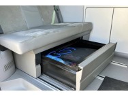 VOLKSWAGEN d'occasion TRANSPORTER CARAVELLE 2.0 BITDI 180 CONFORTLINE