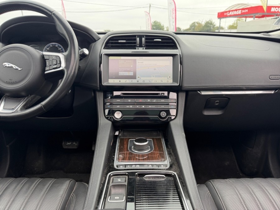 JAGUAR d'occasion FPACE 2 D 180 AWD PRESTIGE de 2017 St Gaudens (31)﻿