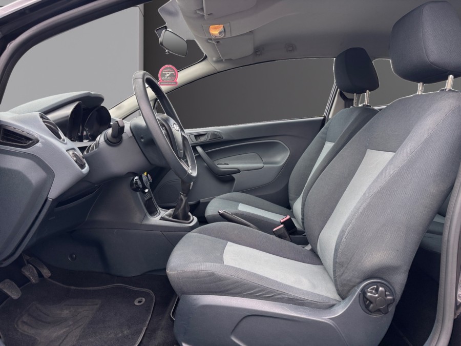 FORD d'occasion FIESTA 1.25 60 TREND de 2010 Reims Tinqueux (51)﻿
