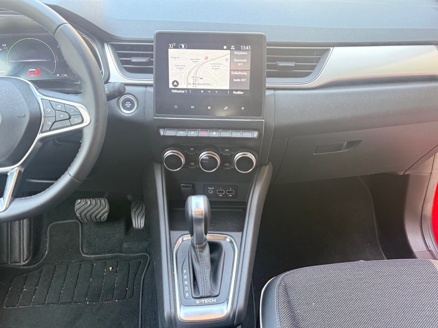 RENAULT d'occasion CAPTUR 1.6 E-TECH 145 ENGINEERED de 2022 Nice (06)﻿