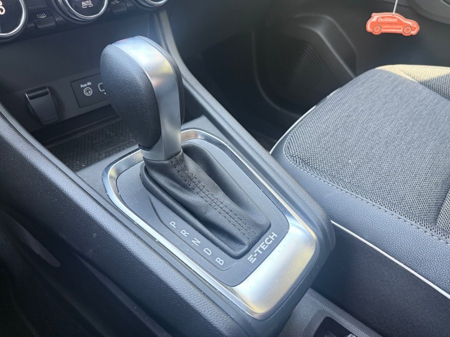 RENAULT d'occasion CAPTUR 1.6 E-TECH 145 ENGINEERED de 2022 Nice (06)﻿