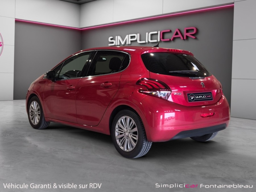 PEUGEOT d'occasion 208 AFFAIRE 1.2 PURE TECH 82 PREMIUM de 2019