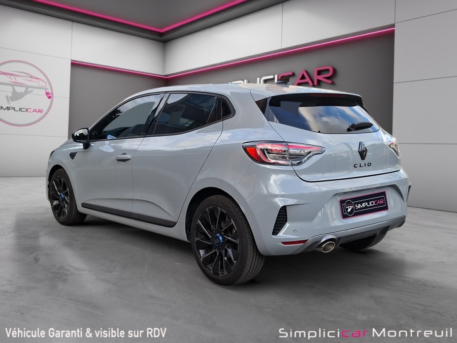 RENAULT d'occasion CLIO V 1 TCE 90 ESPRIT ALPINE de 2025 Montreuil