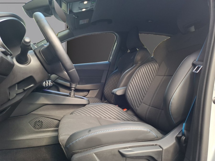 RENAULT d'occasion CLIO V 1 TCE 90 ESPRIT ALPINE de 2025 Montreuil