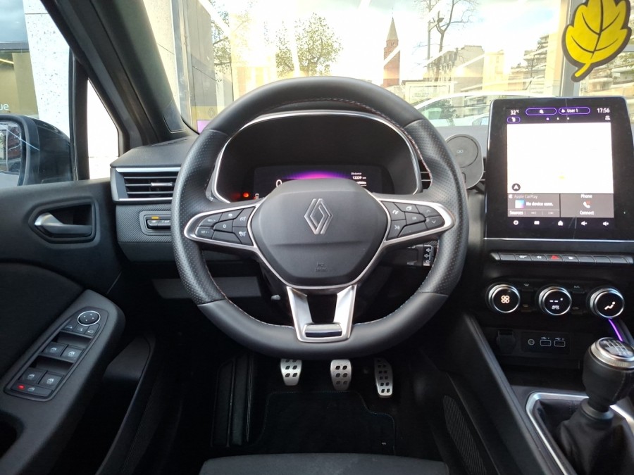 RENAULT d'occasion CLIO V 1 TCE 90 ESPRIT ALPINE de 2025 Montreuil