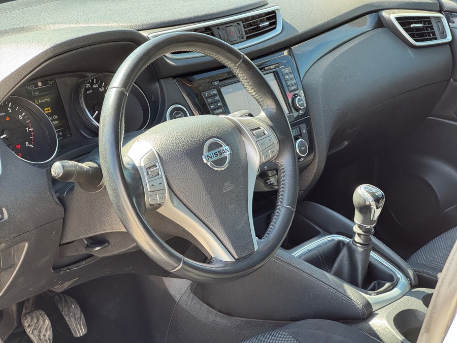 NISSAN d'occasion QASHQAI 1.2 DIG-T 115 N-CONNECTA de 2016 Orleans