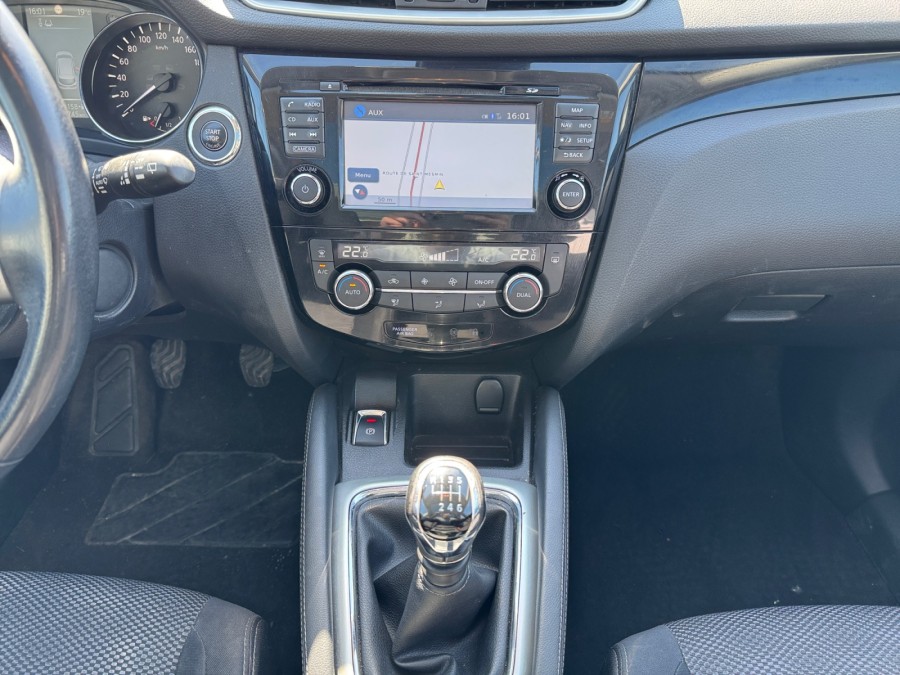 NISSAN d'occasion QASHQAI 1.2 DIG-T 115 N-CONNECTA de 2016 Orleans