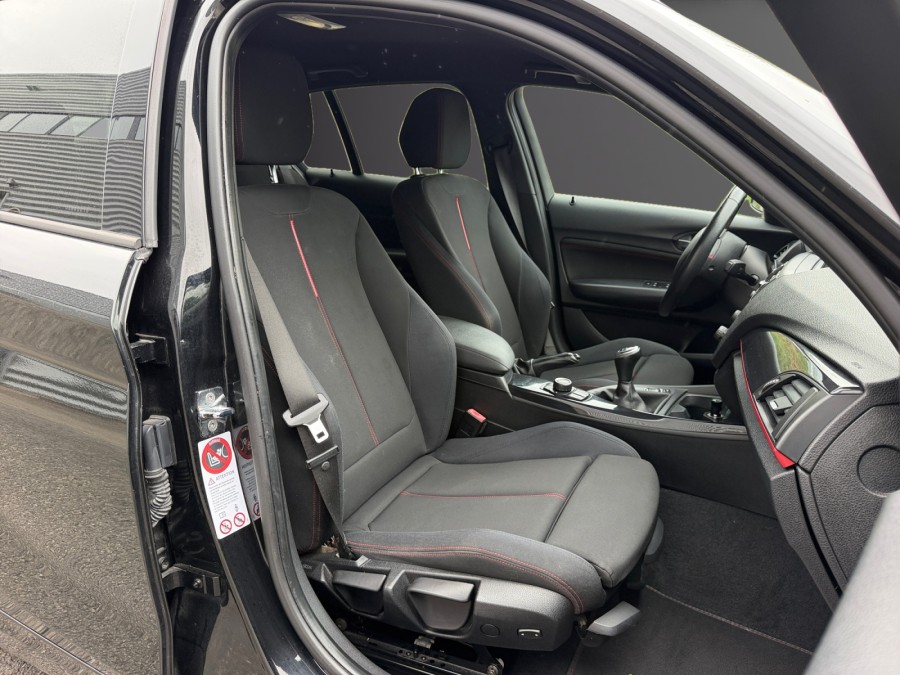 BMW d'occasion 118 2 D 143 PREMIERE de 2013 Vannes (56)﻿