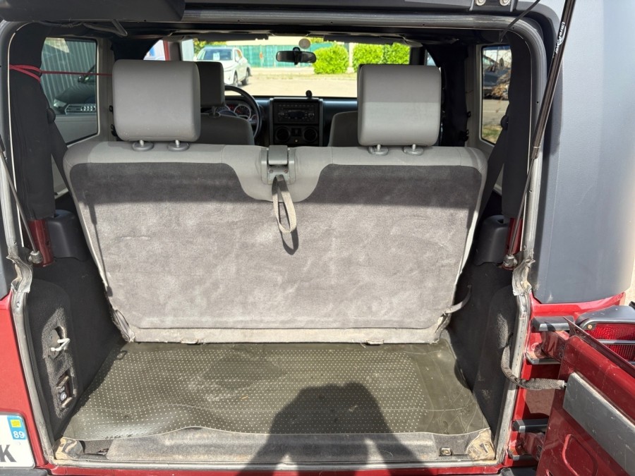 JEEP d'occasion WRANGLER 2.8 CRD Rubicon BA de 2008 Troyes (10)﻿