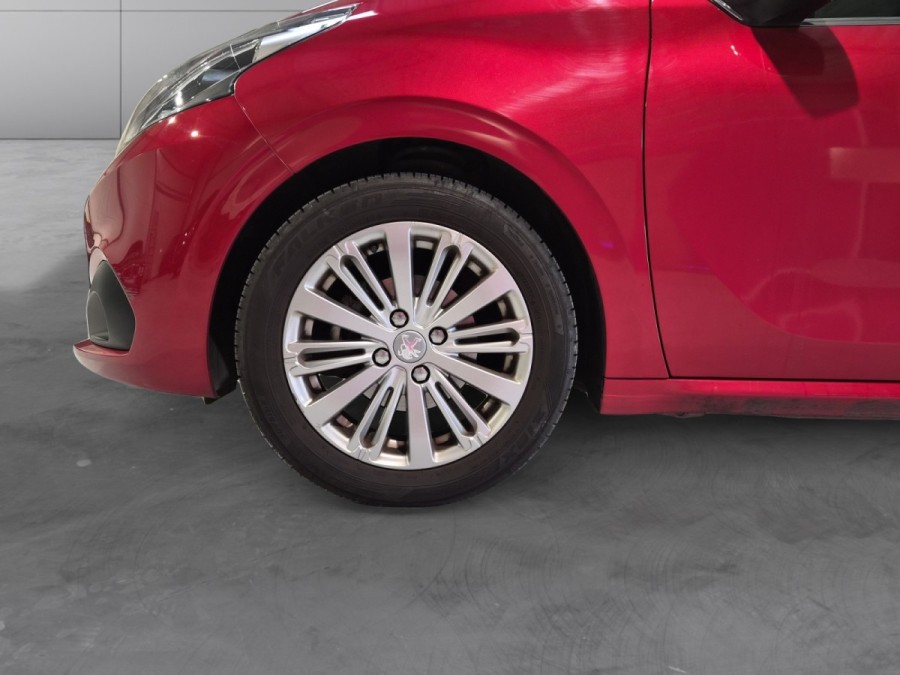 PEUGEOT d'occasion 208 AFFAIRE 1.2 PURE TECH 82 PREMIUM de 2019