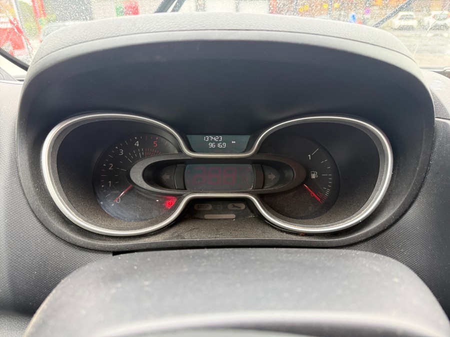 RENAULT d'occasion TRAFIC L1H1 1200 KG DCI 145 ENERGY EDC CONFORT de