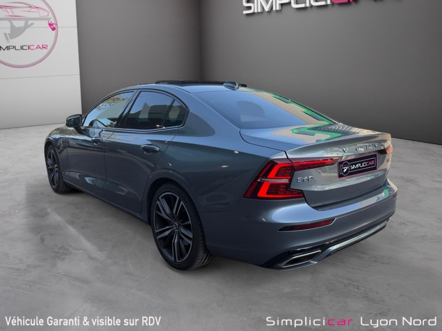 VOLVO d'occasion S60 2 T8 303 TWIN ENGINE R DESIGN 1ST EDITION de
