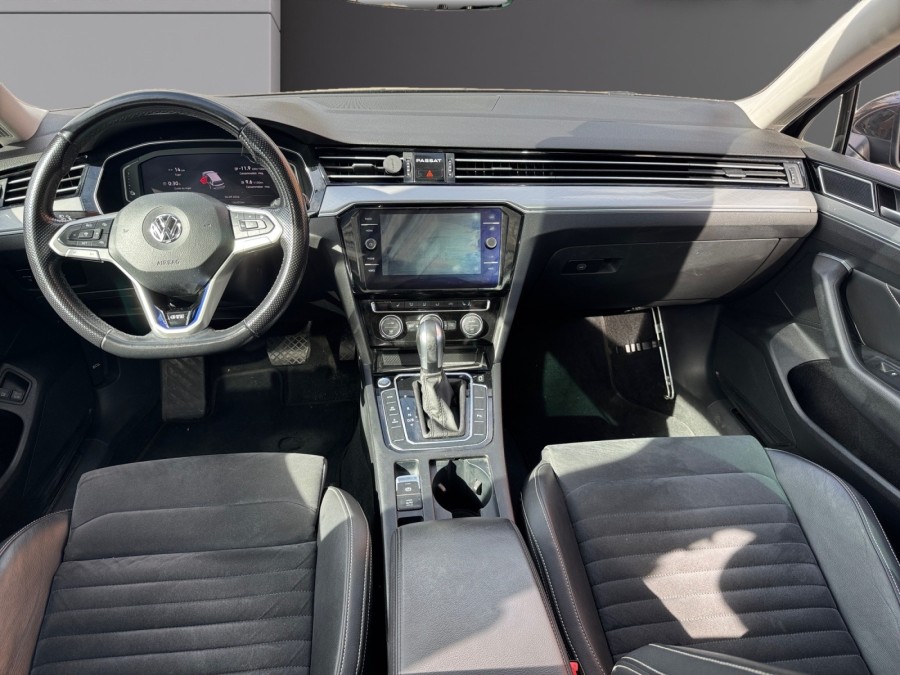 VOLKSWAGEN d'occasion PASSAT B8 VARIANT SW 1.4 TSI 218 GTE DSG PH2 de