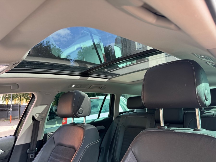 VOLKSWAGEN d'occasion PASSAT B8 VARIANT SW 1.4 TSI 218 GTE DSG PH2 de