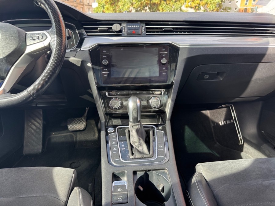 VOLKSWAGEN d'occasion PASSAT B8 VARIANT SW 1.4 TSI 218 GTE DSG PH2 de