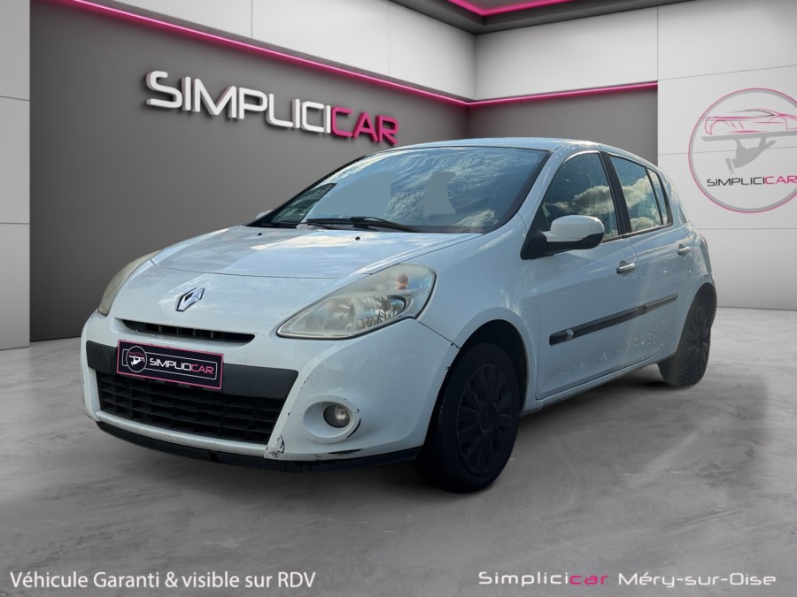 RENAULT d'occasion CLIO 1.2 16v 75ch Authentique 5p de 2009 Méry Sur