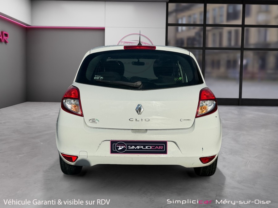 RENAULT d'occasion CLIO 1.2 16v 75ch Authentique 5p de 2009 Méry Sur