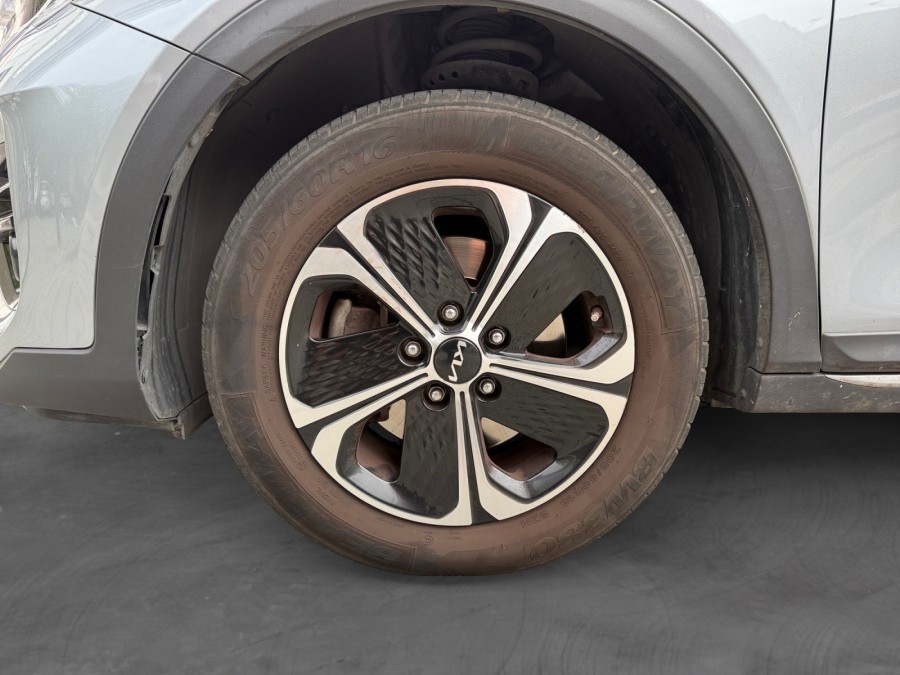 KIA d'occasion CEED XCEED 1.6 GDI 141 PHEV ACTIVE de 2021 Montreuil