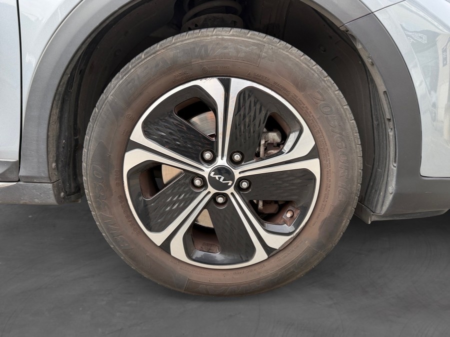 KIA d'occasion CEED XCEED 1.6 GDI 141 PHEV ACTIVE de 2021 Montreuil