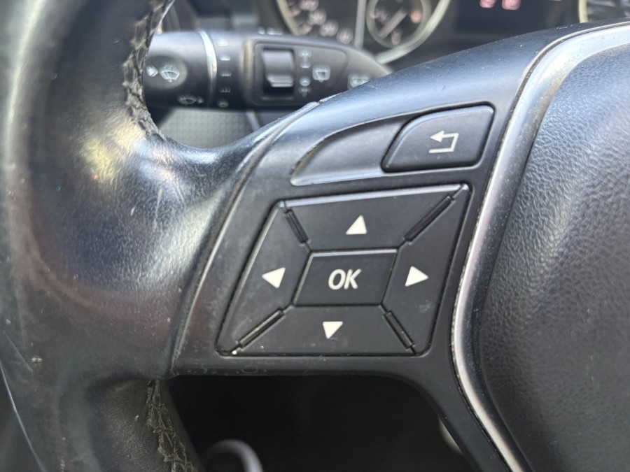 MERCEDES d'occasion A MERCEDES A 200 CDI BLUE EFFICIENCY SENSATION de