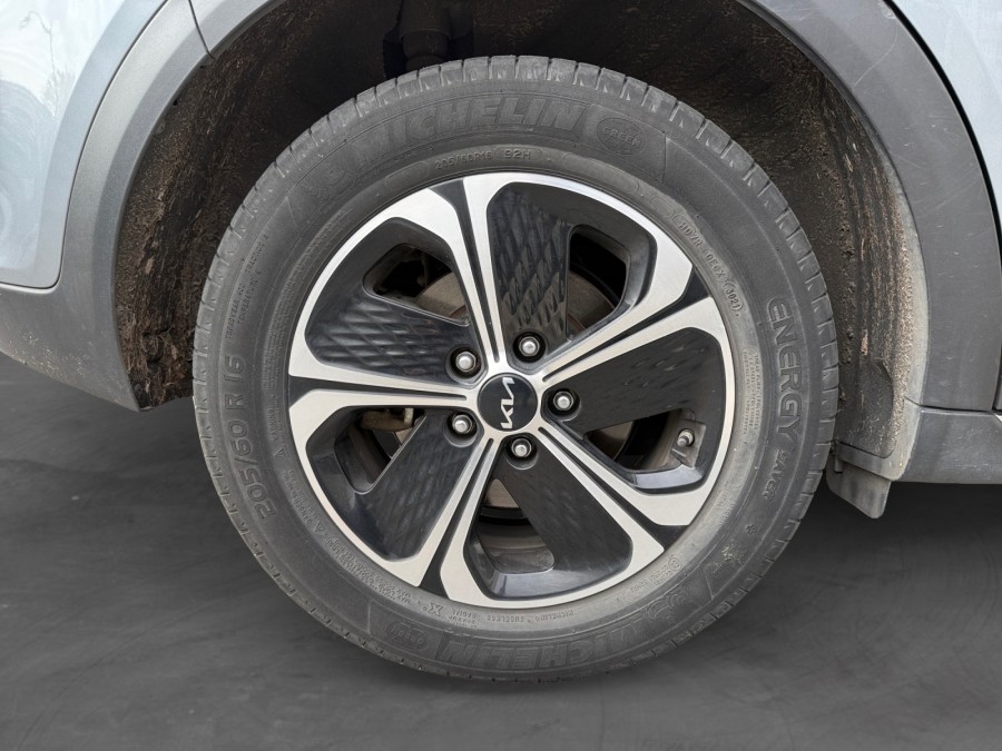 KIA d'occasion CEED XCEED 1.6 GDI 141 PHEV ACTIVE de 2021 Montreuil