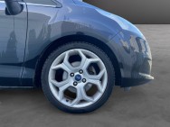 FORD d'occasion B-MAX 1.6 105 ch TITANIUM POWERSHIFT de 2013 Royan