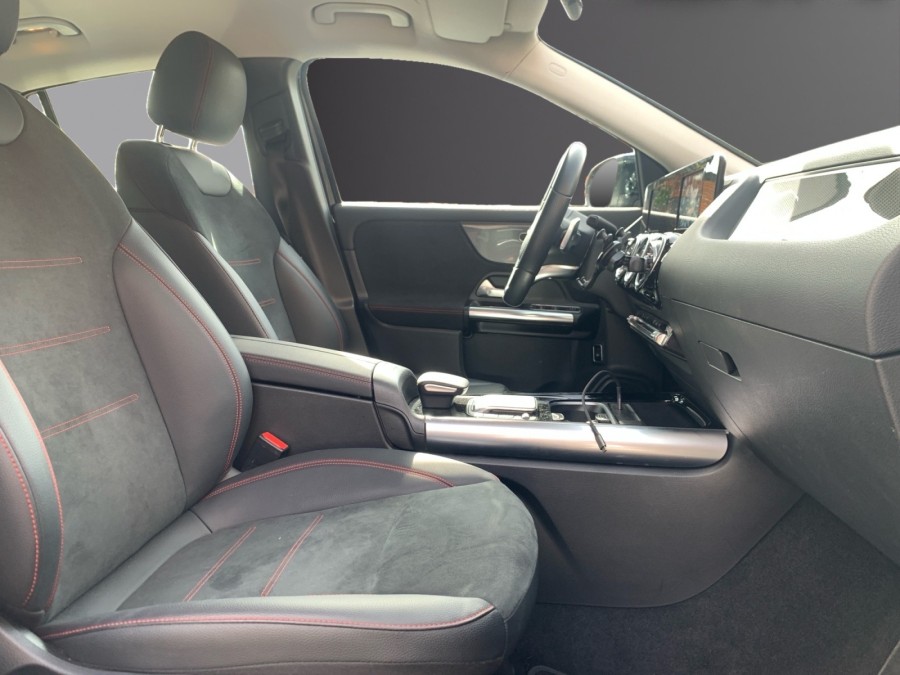 MERCEDES d'occasion GLA 180 AUTO AMG LINE de 2022 Montreuil (93)﻿
