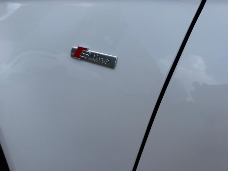 AUDI d'occasion A4 2.0 TDI 177ch DPF S line de 2012 Lyon St Priest
