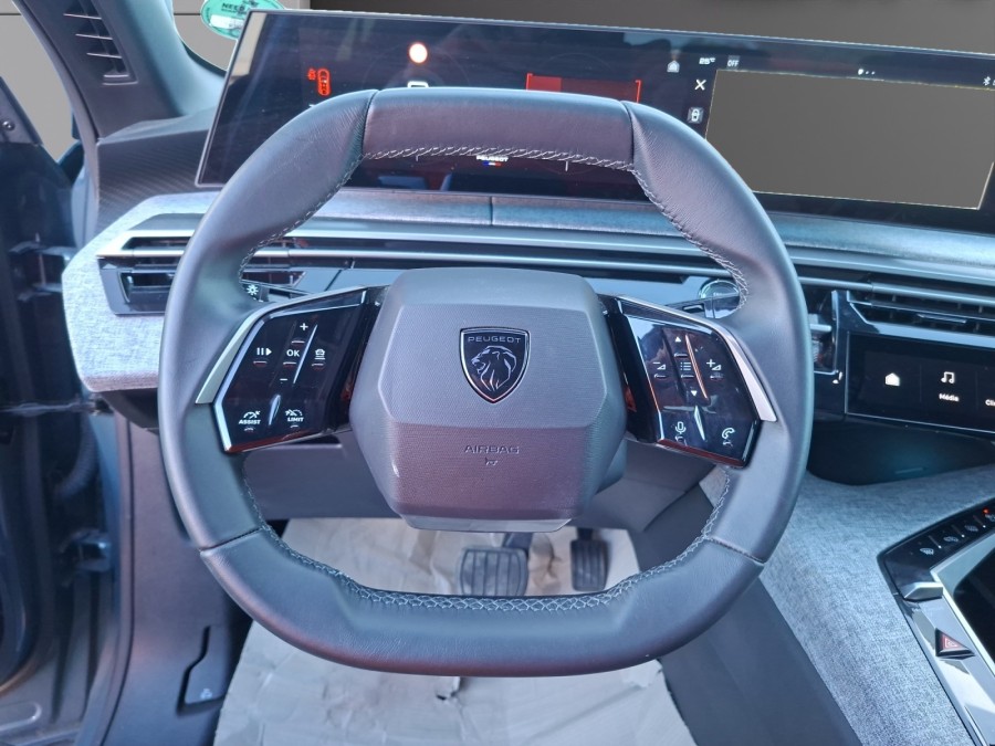 PEUGEOT d'occasion 3008 Hybrid 136 de 2025 Montreuil (93)﻿