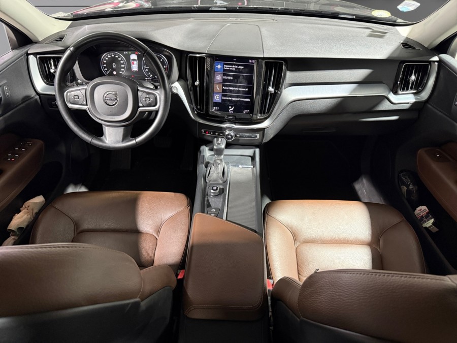 VOLVO d'occasion XC60 2 D4 190 AWD Momentum AUTO de 2017 Meximeux