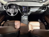 VOLVO d'occasion XC60 2 D4 190 AWD Momentum AUTO de 2017 Meximeux