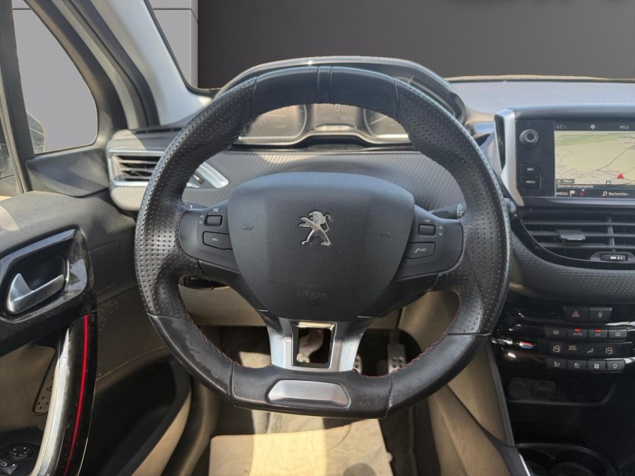 PEUGEOT d'occasion 208 1.2 PURE TECH 110 ALLURE de 2019 Nord Isère